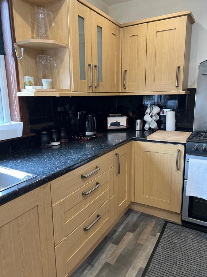 4 Bed Bungalow Near Airport Edinburgh Bagian luar foto