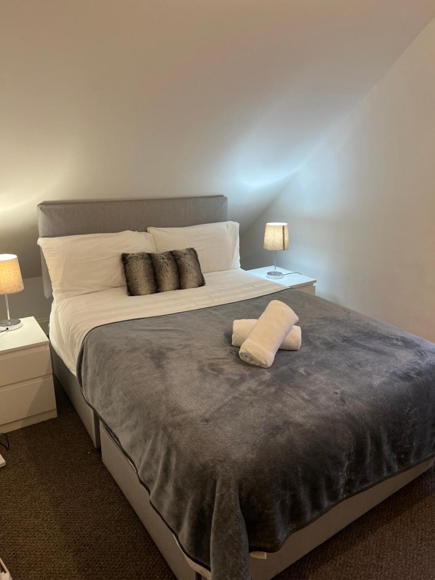 4 Bed Bungalow Near Airport Edinburgh Bagian luar foto