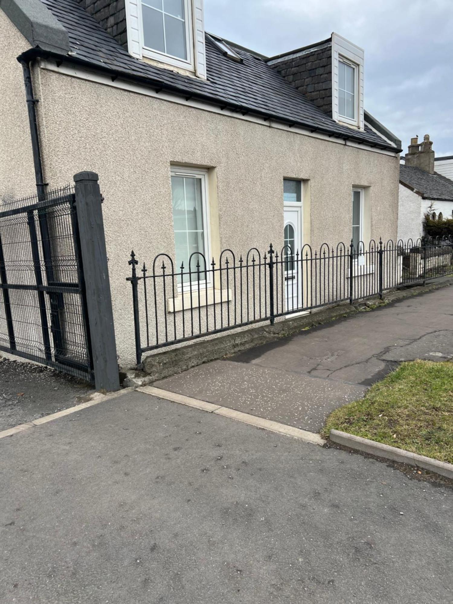 4 Bed Bungalow Near Airport Edinburgh Bagian luar foto